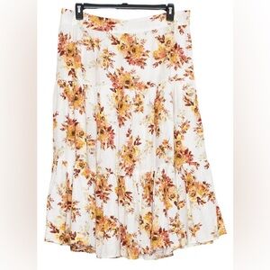 MAKE OFFER! Twirl Like The Autumn Leaves In This! Fall Floral Print Tiered Skirt